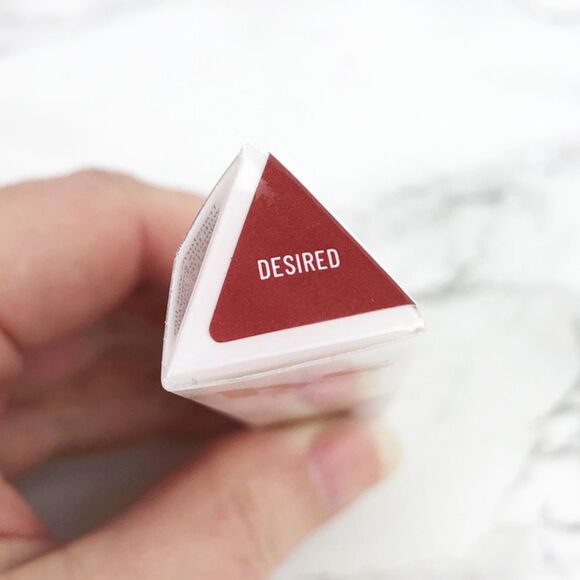 NIB LYS Beauty Love Your Self Eyeshadow Palette, 2 Matte Lipsticks, & Mascara - Picture 10 of 12